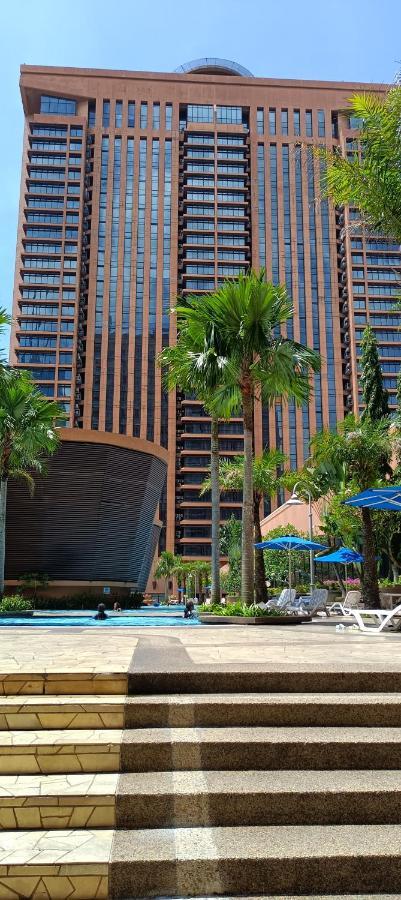 Apartemen Plaza At Berjaya Times Square Kl *