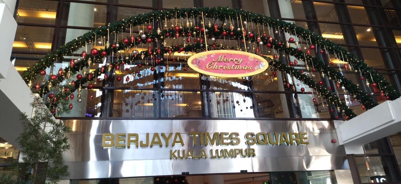 Plaza At Berjaya Times Square Kl Pangsapuri *