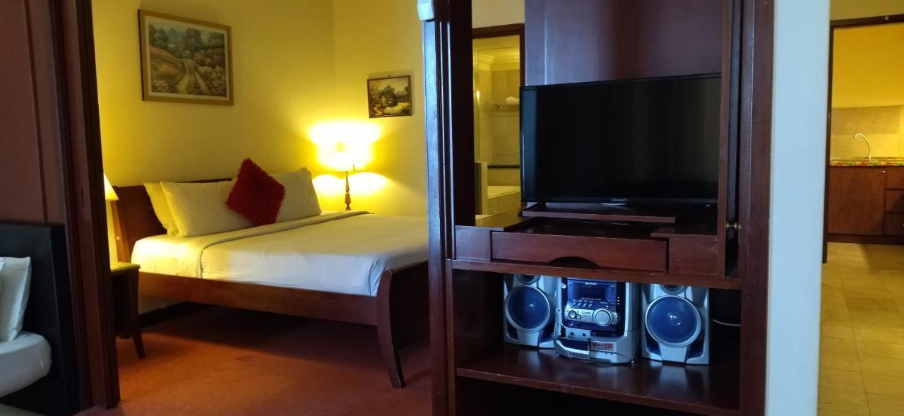 Apartemen Plaza At Berjaya Times Square Kl Kuala Lumpur
