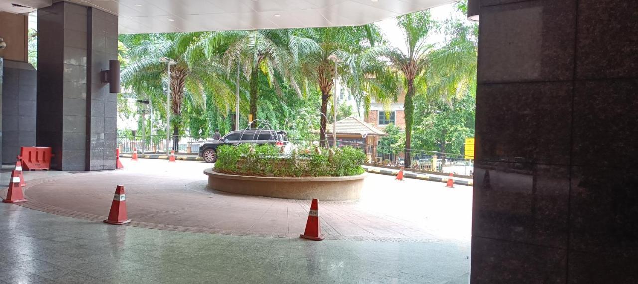 Plaza At Berjaya Times Square Kl Pangsapuri *